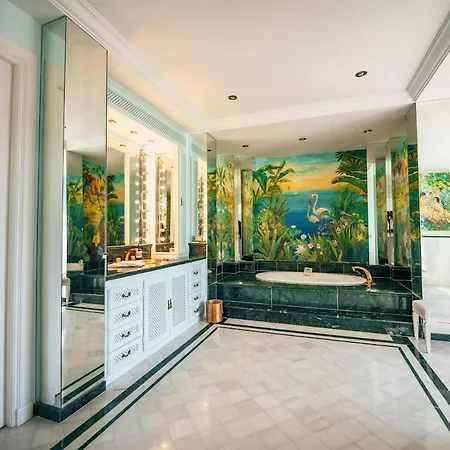 Casa Mil Flores